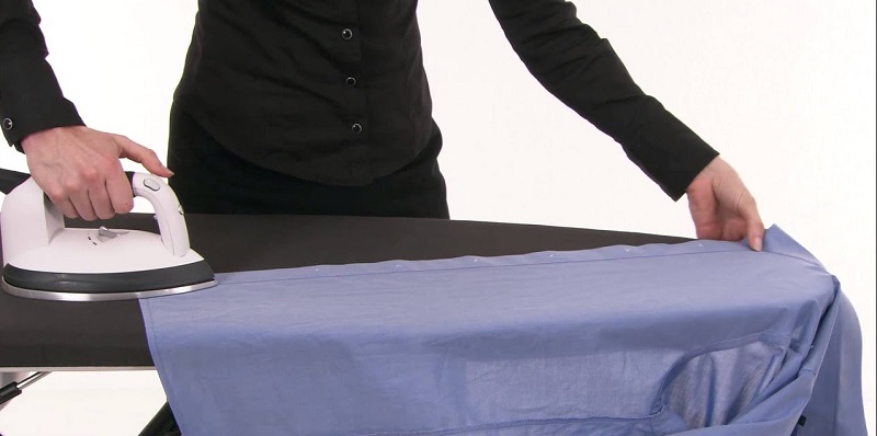 How to Iron Cotton T-Shirts